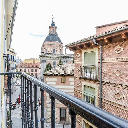 Apartamento Cava Baja Alquiler Temporal مدريد المظهر الخارجي الصورة